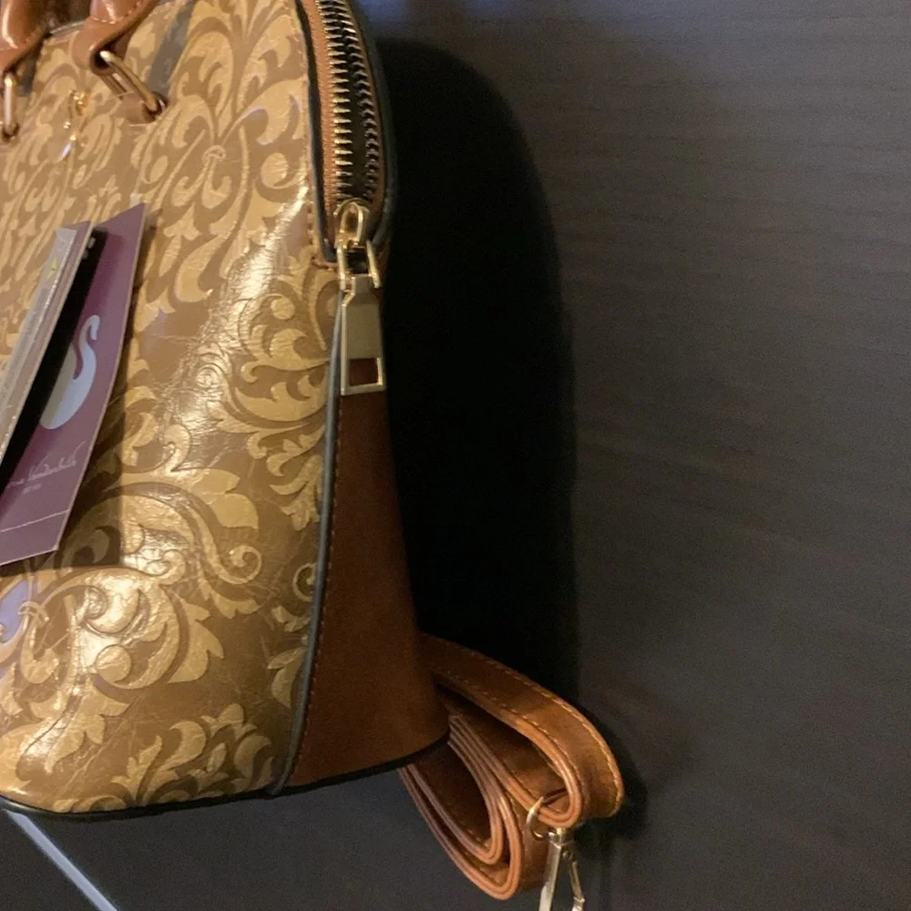 Gloria Vanderbilt Tan Dome Satchel